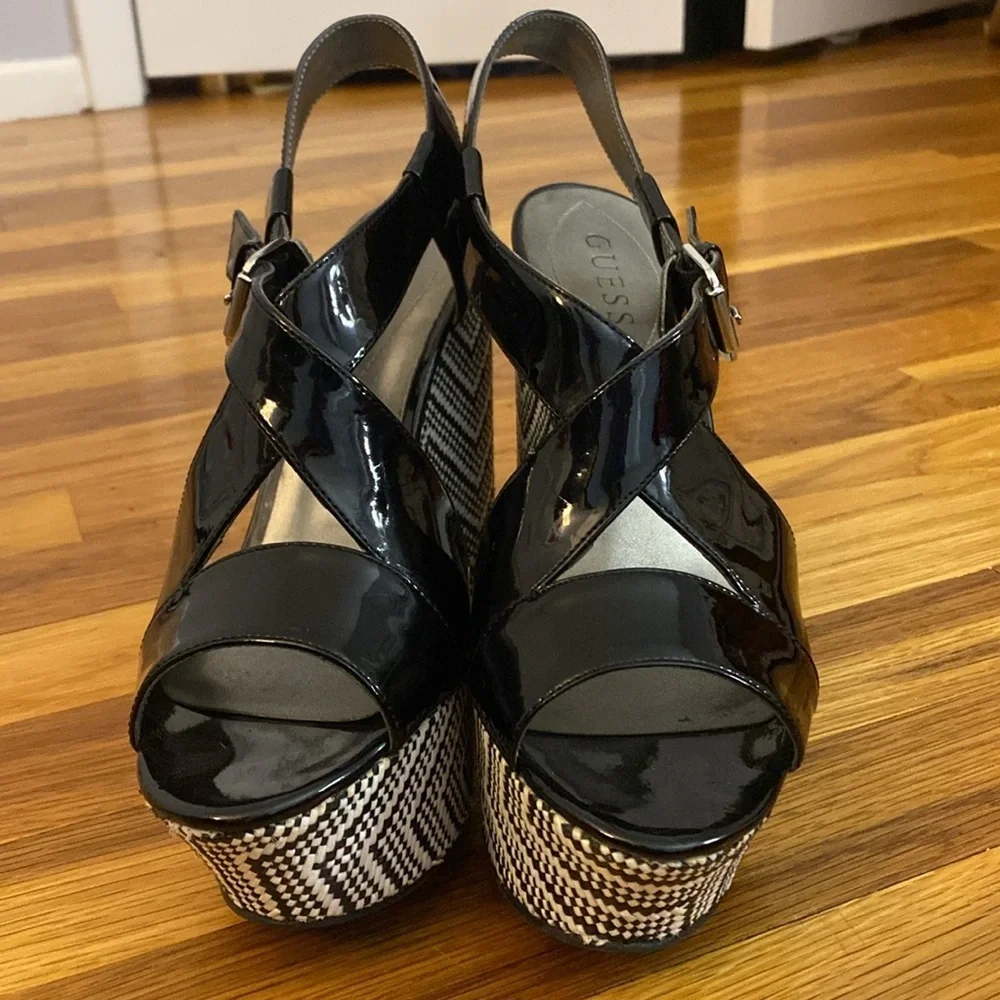 Guess Women’s Black and White Striped Wedges Size 9